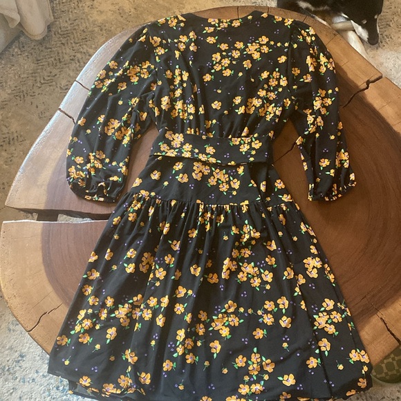 CAbi Debut Wrap Dress in Fiesta Floral (Style 5945), Size M - Picture 8 of 8